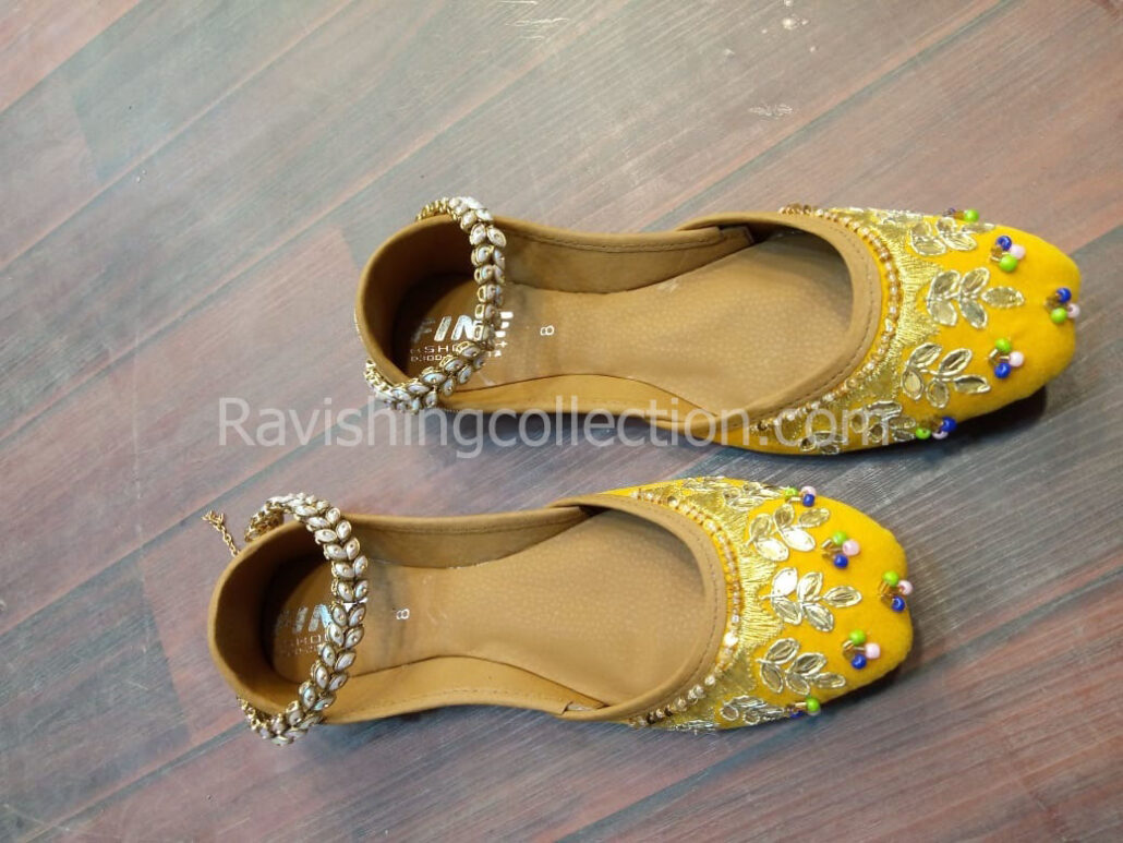 Kundan Khussa With Anklet