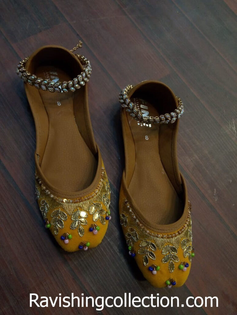 Kundan Khussa With Anklet